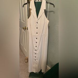 Juan Taylor white dress with small black dots